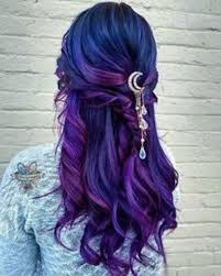 It goes from turquoise to teal to purple, the picture really doesn't do it justice! 44 Incredible Blue And Purple Hair Ideas That Will Blow Your Mind