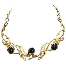 avon vine necklace