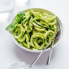 zucchini pasta with creamy avocado