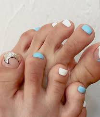 With summer winding down, we can't help but shudder at all of the distress we've put our feet through this season. 9 Toe Tally Beautiful Pedicure Ideas For Summer 2020 Intrinsics
