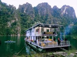 Woodworker builds the perfect tiny house boat for life on the water. Houseboat Tasik Kenyir Selesa Tours And Holidays For Sale In Hulu Terengganu Terengganu Mudah My