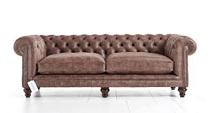 hampton chesterfield sofa distinctive