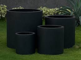cylinder planter in premium lightweight