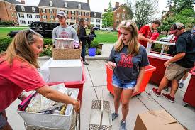 photos move in day at miami university