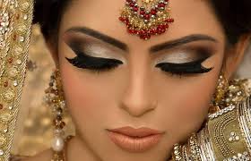 top 10 makeup courses in dubai abu