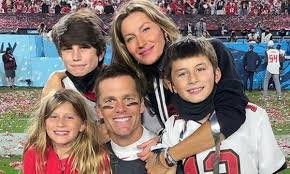$1.5 million (est.) this is an estimate based on past indy 500 payout breakdowns and the updated purse of $7.5 million for the 2020 indy 500. Gisele Bundchen Shares Sweet Photos Of Tom Brady And Kids From The Super Bowl
