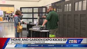 Local Vendors Fill Bayfront Convention