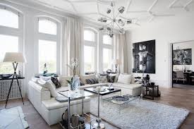 Don't let a low ceiling cramp your interior style. High Or Low Ceiling Advantages Disadvantages Viskas Apie Interjera