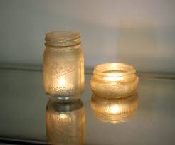 I have these all over my house, some i put fake flowers in and use as a cute diy vase, and one as a pen/pencil holder in my office. The Golden Touch Diy Glitter Mason Jar Candles Cutefetti