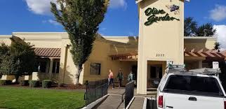 Search available jobs or submit your resume now by visiting this link. Olive Garden Italian Restaurant Meal Takeaway 1077 Valley River Dr Eugene Or 97401 Usa