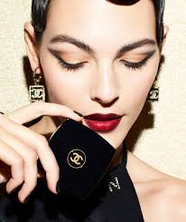 holiday 2023 makeup collection chanel