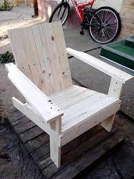 adirondack chair made out of pallets