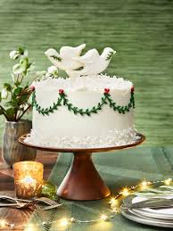 Best christmas birthday cake ideas from best 25 christmas cakes ideas on pinterest.source image: 60 Showstopping Christmas Cake Recipes Southern Living