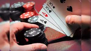 madras hc online poker: Madras HC sets aside Tamil Nadu ban on online  rummy, poker again - The Economic Times