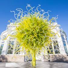 Where To See Dale Chihuly Glass Art In