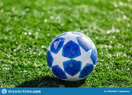 My ♥ is with barcelona but my blood is with manchester, valencia is. Official Match Ball Of Uefa Champions League Season 2018 19 Adidas Finale Top Training On Grass Editorial Stock Image Image Of European Action 140244849