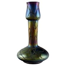 Art Nouveau Irridescent Art Glass Vase