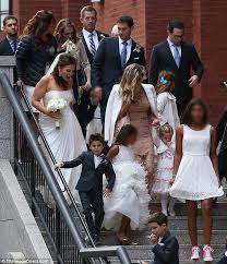 She has three siblings nancy, maureen and tom. Gisele Bundchen Joins Husband Tom Brady To Attend His Sister Nancy S Wedding Daily Mail Online