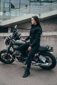how to choose motorcycle gear for women