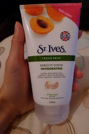 Ives's apricot scrub plays on people's shame. St Ives Apricot Scrub Review Beauty In My Mind
