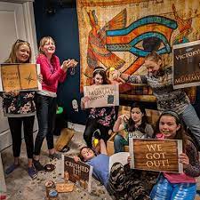 This company did an amazing job with the set up of the room! How One Couple Created An Unforgettable Escape Room Adventure