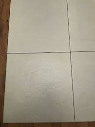 b q floor tiles white