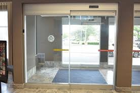 Commercial Door Glass Repair In