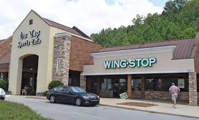 Since then, wingstop has grown into a chain with more than 1,400 restaurants either open or in development. Wingstop Picks Hoover For First 2 Birmingham Area Locations Hooversun Com