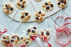 Shop gourmet christmas cakes, cookies, ice cream, brownies & more. 50 Impressive And Super Easy Bake Sale Recipes Food Network Canada
