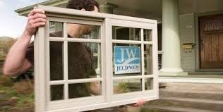 difference between replacement windows