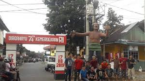 Ikuti Festival Gapura Sumsel, Dusun Pagaralam Hadirkan Patung Serunting  Sakti Setinggi 4 Meter - Sripoku.com gambar png