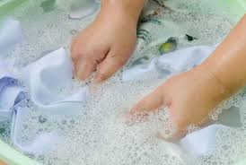 When you first purchase silk sheets, wash them by hand for the first few washings. Zza2pdhrxwhu6m