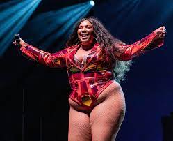 That's the longest reign ever for any female rapper without another artist credited. Lizzo 12 Facts About The Juice Singer And Rapper You Probably Never Knew