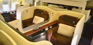 10 best airlines with lie flat seats to