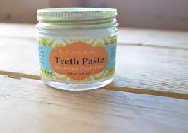 zero waste tooth paste plastic free