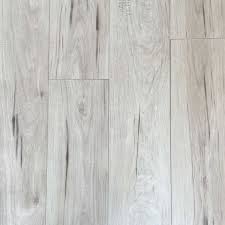 natural pecan laminate flooring
