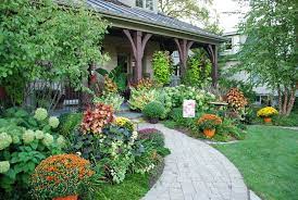 fall landscaping ideas for front yards