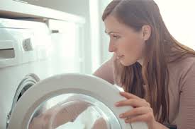Natural gas and propane gas dryers use a gas burner to create heat, but otherwise, they operate the same as an electric dryer. Gas Vs Electric Dryers Which Is Right For You Direct Energy