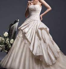 Gli abiti da sposa sono gli abiti da cerimonia più belli. Abiti Da Sposa Cinesi Sposalicious