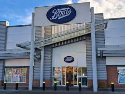 boots manchester the trafford centre
