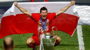 Bayern munich celebrate with the champions league trophy (afp). Bayern Munich Lewandowski And The Joy Of Six Champions Leagues As Com