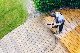 How To Pressure Wash A Deck 7 Quick