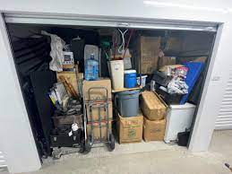 storage unit auction in mesa az at red