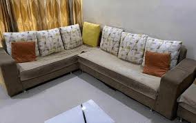 Brown Wooden Designer Sofa Set In Kota