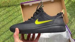 Nike sb nyjah free 2 shoes. Nike Sb Nyjah Free 2 All Black Cyber Close Look On Feet Youtube