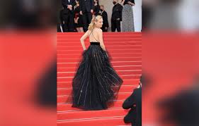diane kruger wears black gown to cannes