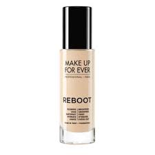 17 best lightweight foundations 2021