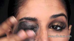 remove mascara without losing eyelashes