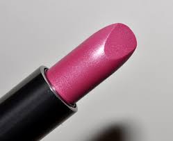 12 rouge artist intense lipstick review