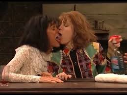 Guys, i very much welcome your subscription. Kate Mckinnon And Kristen Wiig Tongue Kiss Youtube